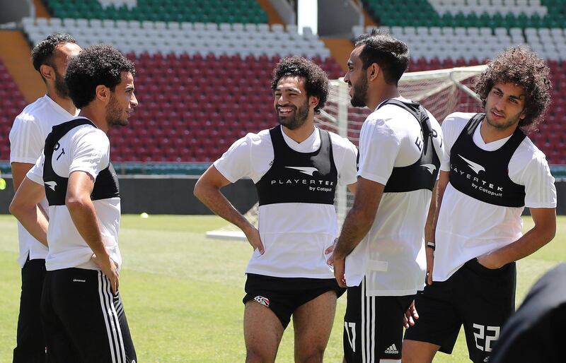 Egypt's forward Mohamed Salah, centre, takes part in a training at the Akhmat Arena stadium in Grozny, Russia, on June 13, 2018, ahead of the Russia 2018 World Cup football tournament. Karim Jaafar / AFP