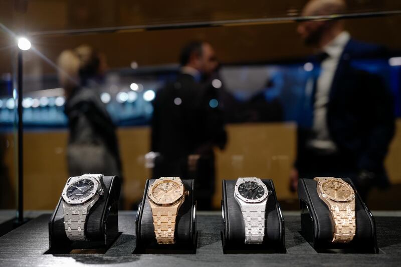 Watches by Swiss watchmaker Audemars Piguet are displayed during the 28th International Fine Watchmaking Exhibition SIHH, on January 18, 2018 in Geneva. (Photo by Fabrice COFFRINI / AFP)