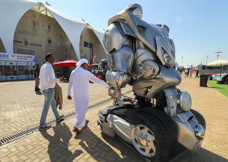 Abu Dhabi, U.A.E., November 23, 2018.  
Family day at the Main Grandstand area at the Yas Marina Circuit.
Victor Besa / The National
Section:  NA
Reporter: