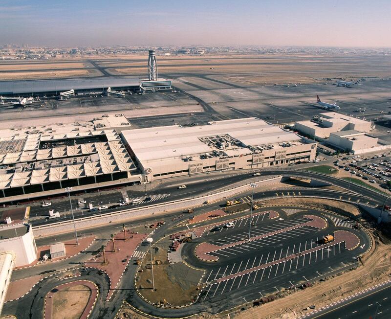 DXB 2000