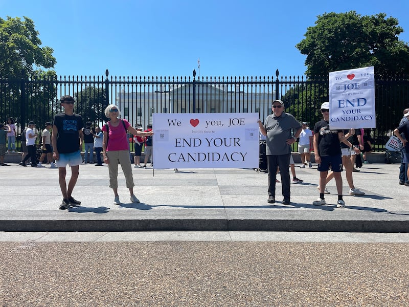 Rebecca and Ron Pollack travelled to the White House from Arlington, Virginia, to call on US President Joe Biden to step aside for the coming election