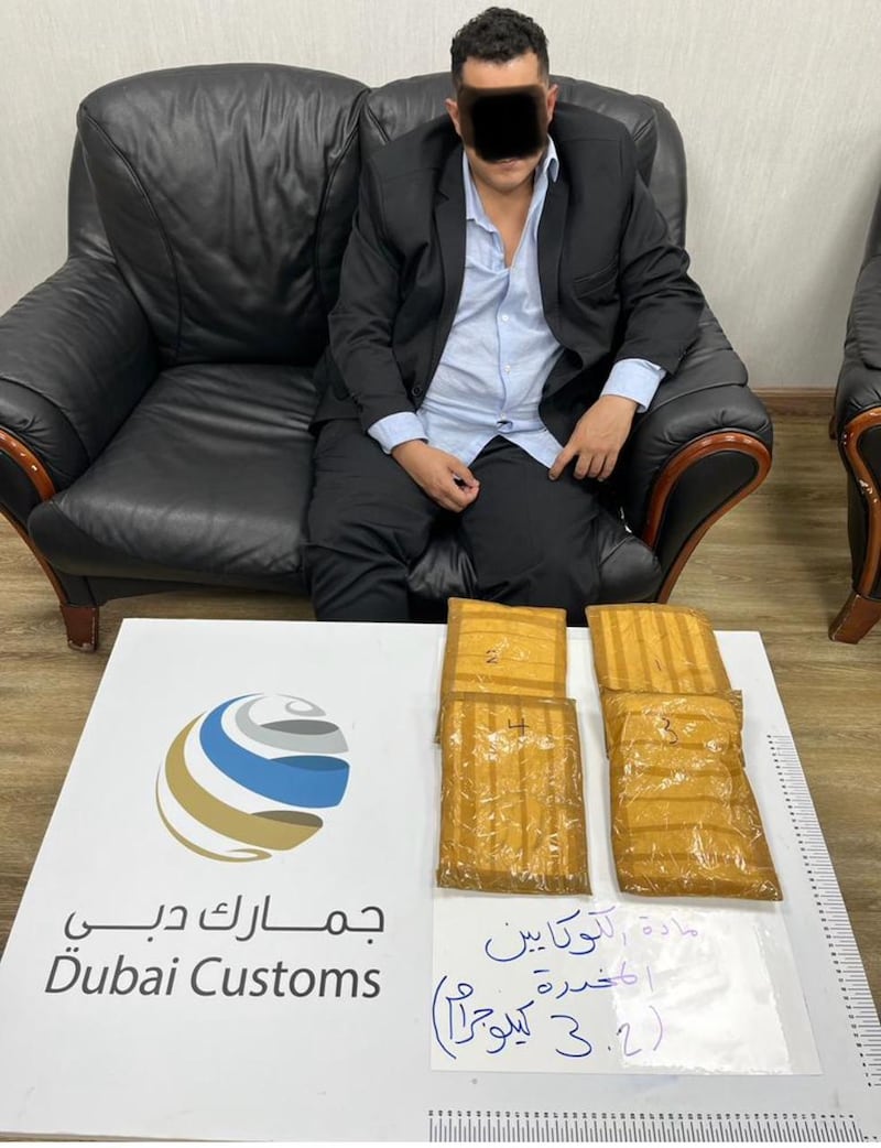 3.2kg of Cocaine seized by Dubai Customs as passenger tried to smuggle the drugs inside compressed belt. Credit: Dubai Customs.