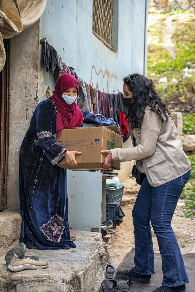 Food distribution has already begun in Jordan, Pakistan and Egypt as part of the ‘100 Million Meals’ campaign that aims to support disadvantaged communities across 20 countries during the holy month of Ramadan. WAM