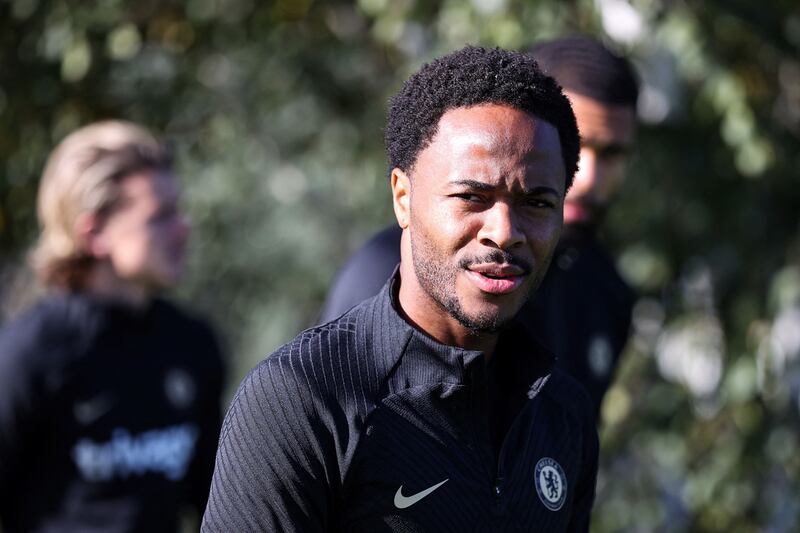 Chelsea's English midfielder Raheem Sterling arrives to attend a team training session at Chelsea's Cobham training facility in Stoke D'Abernon, southwest of London on October 10, 2022, on the eve of their UEFA Champions League group E football match against AC Milan.  (Photo by ADRIAN DENNIS  /  AFP)