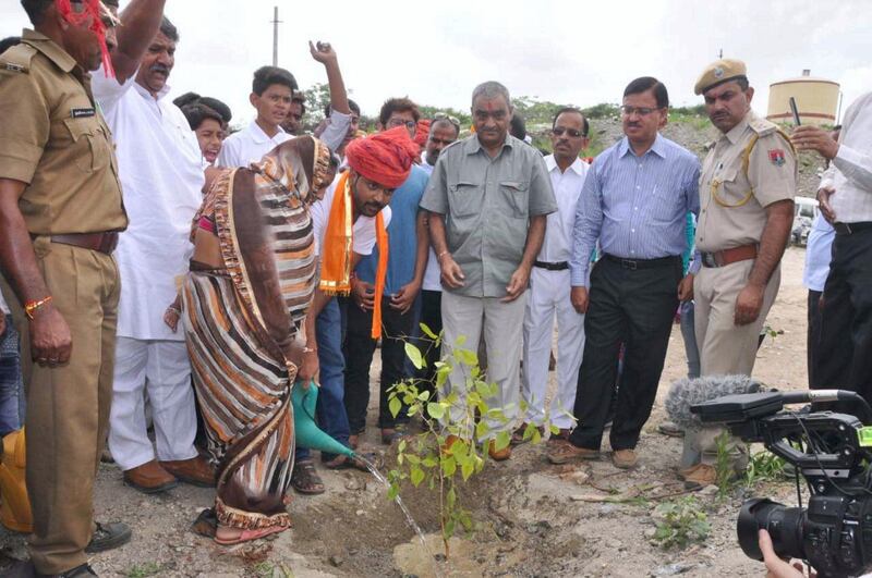 GC Bhupendra and Santosh Paliwal plant trees to celebration birth of their daughter Muskaan in Piplantri village in the desert state of Rajasthan. Picture credit- Bhupendra Paliwal