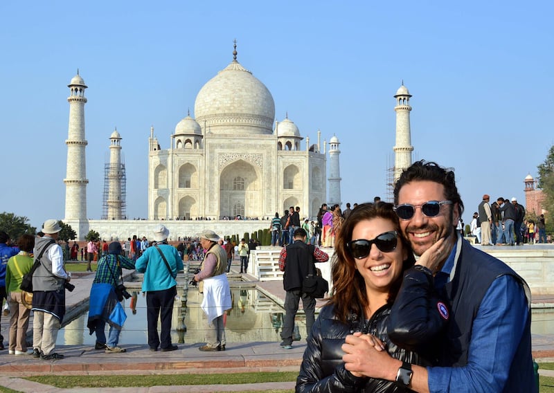 CORRECTION-CREATION DATE
US actress Eva Longoria (L) poses with fiance Jose Antonio Baston at The Taj Mahal in Agra on December 16, 2015. AFP PHOTO/STR (Photo by STRDEL / AFP)