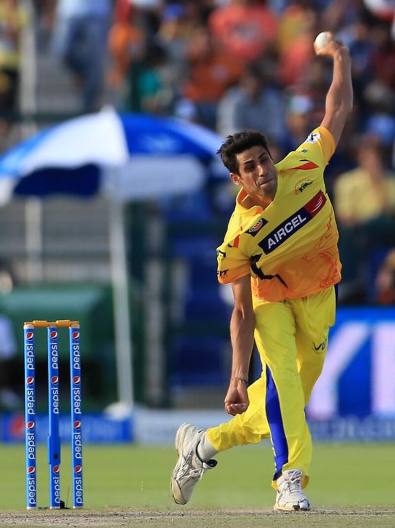 Ashish Nehra of Chennai Super Kings bowls to Kings XI Punjab at Zayed Cricket Stadium in Abu Dhabi. Ravindranath K / The National