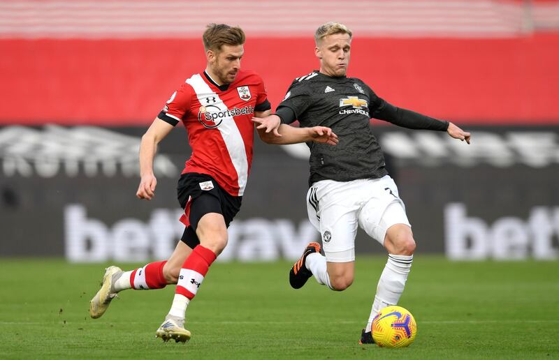 Donny van de Beek - 7: Not quite as bright in the diamond as he had been versus Istanbul, but impressive combining with Fernandes in his first away league start against a very decent opponent. PA