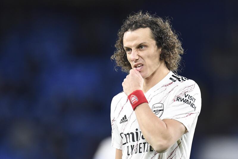 David Luiz, 6 - Unfortunate to see a half-volley hit the post in the second half but as his side’s most experienced defender the Brazilian should have done more to organise his defence ahead of the corner for Everton’s second. EPA