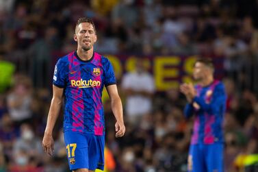 BARCELONA, SPAIN - SEPTEMBER 14: Luuk de Jong of FC Barcelona looks on during the UEFA Champions League group E match between FC Barcelona and Bayern München at Camp Nou on September 14, 2021 in Barcelona, Spain. (Photo by David Ramos / Getty Images)