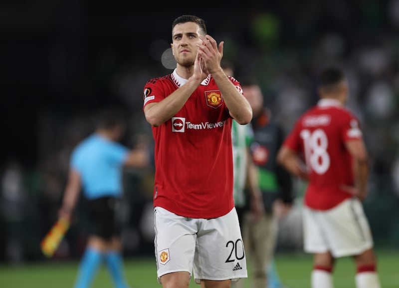 Diogo Dalot - N/R On for Wan Bissaka after 74. Got into space to make a cross.

PA