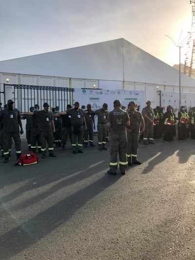 Volunteers in Mina. Balquees Basalom / The National