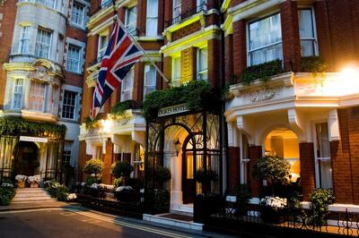 <p>Dukes Hotel in London. Small Luxury Hotels of the World</p>
