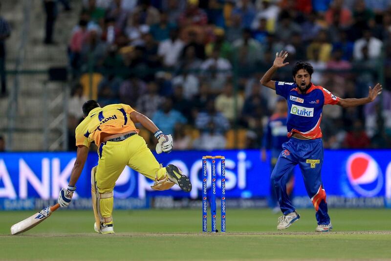 ABU DHABI - UNITED ARAB EMIRATES - 21APR2014 -  Shahbaz Nadeem of Delhi Daredevils appeals for MS Dhoni wicket at Zayed Cricket Stadium last night in Abu Dhabi. Ravindranath K / The National (to go with Osman for Sports)
