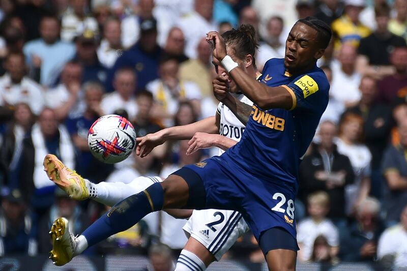 Joe Willock 7: Went down far too easily after a couple of challenged in first half much to annoyance of home fans. But his surging runs down flank caused Leeds – and Ayling in particular – a few problems after break. AP