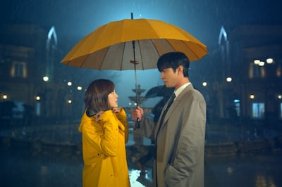 Kim Se-jeong and Ahn Hyo-seop in 'Business Proposal'. Photo: Netflix