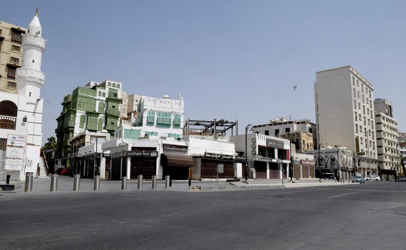 A picture taken on April 2, 2020 shows the deserted old town of Saudi Arabia's Red Sea coastal city of Jeddah as the desert kingdom sealed off several cities, barring people from entering and exiting the capital as well as Jeddah, Mecca and Medina and prohibiting movement between all provinces to stem the spread of coronavirus with the number of deaths from the disease rising to 21.

The announcement comes amid uncertainty over the hajj which is due to take place at the end of July, after authorities this week urged Muslims to temporarily defer preparations for the annual pilgrimage.
. / AFP / Amer HILABI
