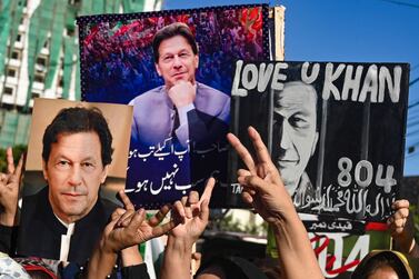 Supporters of former prime minister Imran Khan's Pakistan Tehreek-e-Insaf (PTI) party protest against the alleged skewing in Pakistan's national election results, in Karachi  on February 17, 2024.  A top Pakistani bureaucrat said on February 17 he helped rig the country's elections, a week after polls marred by allegations of manipulation returned no clear winner.  The commissioner of the garrison city of Rawalpindi, where the country's powerful military has its headquarters, said he personally supervised the rigging before stepping down from his post.  (Photo by Rizwan TABASSUM  /  AFP)