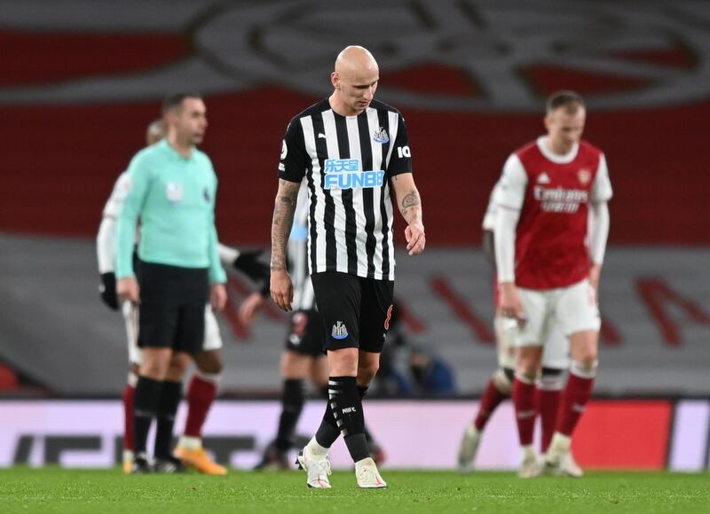 Jonjo Shelvey 4 – Repeatedly sent his corners into the first defender, which will no doubt have frustrated Steve Bruce. Apart from the occasional 40-yard pass, he was poor. EPA