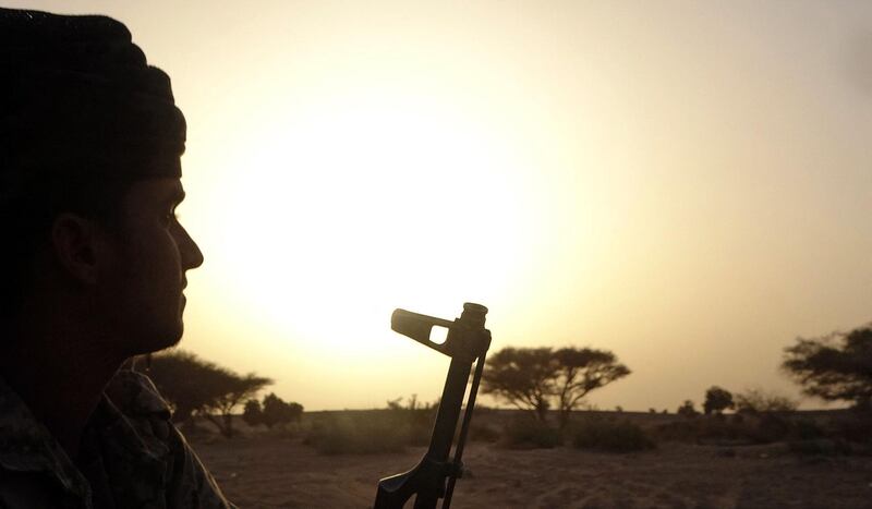 A fighter loyal to Yemen's Saudi-backed government mans a position near the frontline facing Iran-backed Huthi rebels in the country's northeastern province of Marib, on April 21, 2021. Yemeni government forces have thwarted a "massive" Huthi attack west of Marib city and reinforced their positions as they defend their last northern stronghold, two military commanders and an official said on April 27.
Fierce fighting on multiple frontlines around the strategic city has left at least 67 dead over the past 24 hours, including some 27 loyalist personnel, sources said.  / AFP / -
