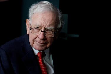 FILE PHOTO: Warren Buffett, CEO of Berkshire Hathaway Inc, pauses while playing bridge as part of the company annual meeting weekend in Omaha, Nebraska U.S. May 6, 2018. REUTERS/Rick Wilking/File Photo