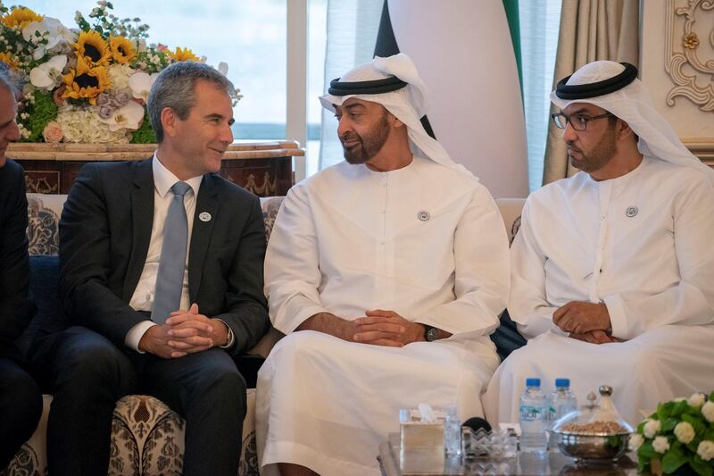 ABU DHABI, UNITED ARAB EMIRATES - October 08, 2018: HH Sheikh Mohamed bin Zayed Al Nahyan Crown Prince of Abu Dhabi Deputy Supreme Commander of the UAE Armed Forces (C), receives HE Hartwig Loger, Minister of Finance of Austria (L), during a Sea Palace barza. Seen with HE Dr Sultan Ahmed Al Jaber, UAE Minister of State, Chairman of Masdar and CEO of ADNOC Group (R).


( Hamad Al Kaabi / Crown Prince Court - Abu Dhabi )
---