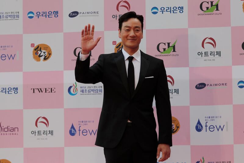 Park Hae-soo poses for a photo on the red carpet at the 56th Daejong Film Awards. AP