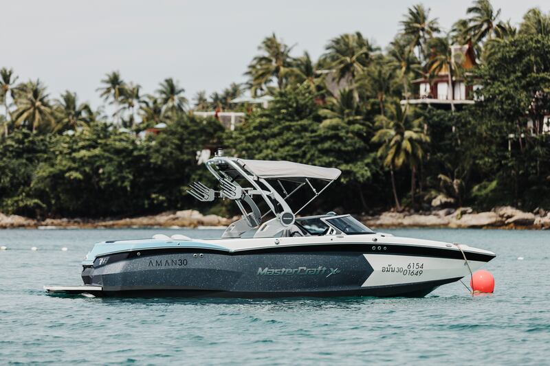 For watersports enthusiasts, there’s everything from wakeboarding to waterskiing and paddleboarding. High-speed water thrills come via the vessel MasterCraft XStar.