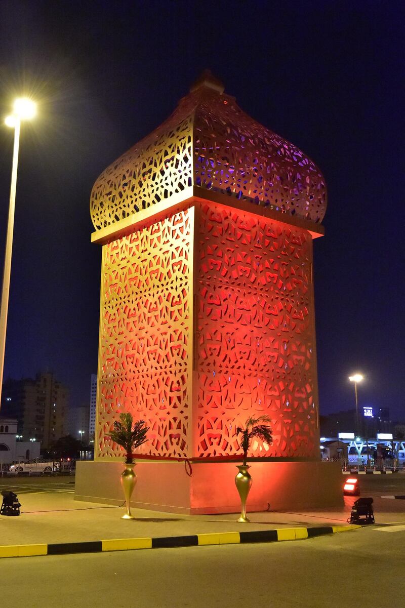 Largest standing lantern: The entrance of Souq Al Jubail in Sharjah is home to a spectacularly large replica of a lantern, which was officially unveiled on July 3, 2016. It stands 13.09 metres high and is five metres wide. The lantern is made from wood and copper, and trounced the previous record which was set in a Japanese temple eight years earlier.