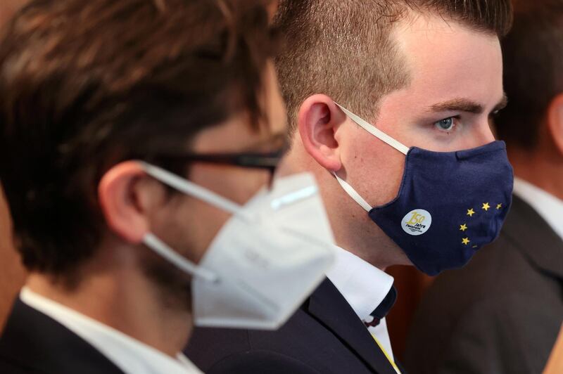 epa08600940 Staff members wear face masks as German Foreign Minister Heiko Maas and his Norwegian counterpart Ine Marie Eriksen Soreide (not pictured) hold a joint news conference, amid the coronavirus disease (COVID-19) pandemic, at the foreign ministry guest house Villa Borsig in Berlin, Germany, 13 August 2020.  EPA/FABRIZIO BENSCH / POOL