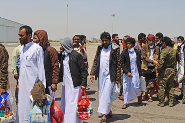 Yemenis arrive at Aden airport after being released in a prisoner swap between the government and the Houthi rebels in October 2020. Wail Shaif / dpa 