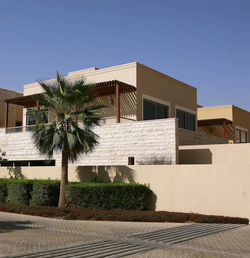 The average rental rate for a villa at Al Raha Gardens rose 6 per cent during 2013. The average rental rate for a three-bed villa at the end of 2013 was from Dh160,000 to Dh190,000, four-bed Dh190,000-230,000, five-bed Dh250,000-320,000.  Philip Cheung / The National