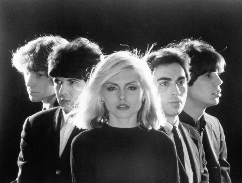 1976:  American rock group Blondie (L-R: Gary Valentine, Clem Burke, Debbie Harry, Chris Stein and Jimmy Destri) pose for portrait to promote their debut album 'Blondie' in 1976   (Photo by Michael Ochs Archives/Getty Images)