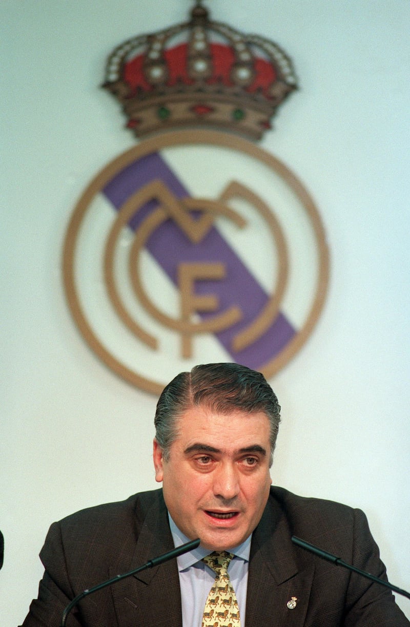 Lorenzo Sanz attends a press conference in 1995. EPA