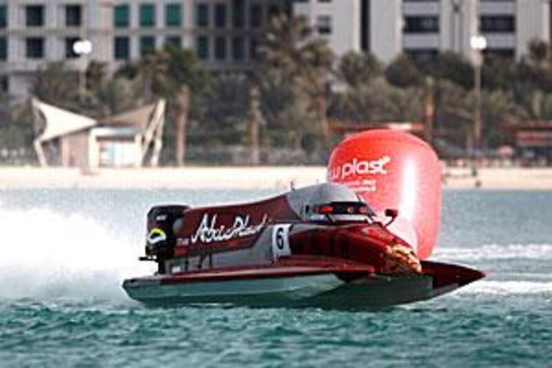 Ahmed al Hameli, above, and his teammate Thani al Qamzi are the powerboat team champions.