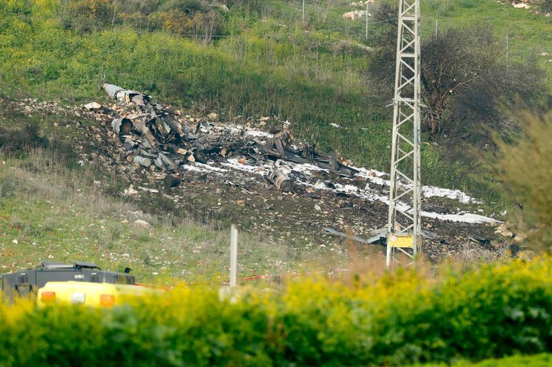 A picture taken in the northern village of Harduf on February 10, 2018, shows the remains of an Israel F-16 that crashed after coming under fire by Syrian air defences during attacks against "Iranian targets" in the war-torn country. Jack Guez / AFP