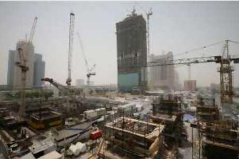 Dubai  - 17th June  ,  2008 - Stock pictures of Construction workers working on a building site in Dubai  ( Andrew Parsons  /  The National ) *** Local Caption ***  ap008-1706-construction.jpgap008-1706-construction.jpg