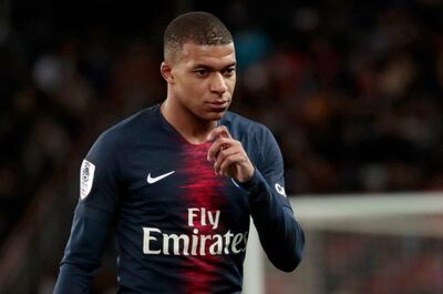 epa07356402 Paris Saint Germain's Kylian Mbappe during the French Ligue 1 soccer match between Paris Saint-Germain (PSG) and Girondins of Bordeaux  in Paris, France, 09 February 2019.  EPA/CHRISTOPHE PETIT TESSON