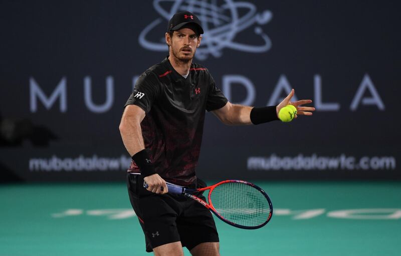 epa06409393 Britain's Andy Murray warms up ahead of an exhibition match against Roberto Bautista Agut of Spain during the World Tennis Championship in Abu Dhabi, UAE, 29 December 2017.  EPA/MARTIN DOKOUPIL