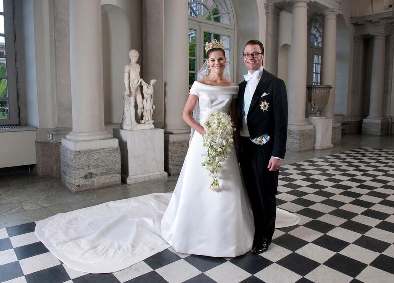 STOCKHOLM, SWEDEN - JUNE 19:  Crown Princess Victoria of Sweden and Prince Daniel, Duke of Vastergotland pose after their wedding in Storkyrkan Church on June 19, 2010 in Stockholm, Sweden. (Photo by Jonas Ekstromer - Pool/Getty Images)