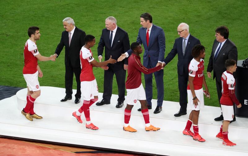 Arsenal players during the presentation after the match.