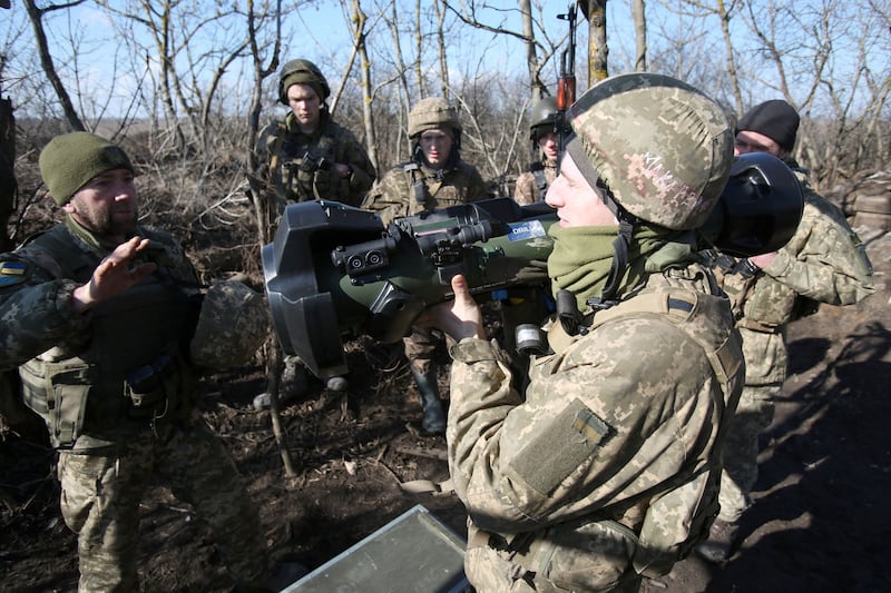 Ukrainian government forces near the line of contact with pro-Russian separatists in the east of Ukraine. Photo: AFP