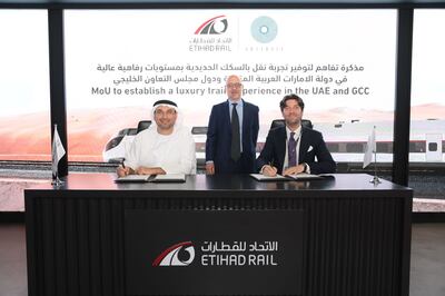 Etihad Rail and Arsenale signed the memorandum of understanding at Middle East Rail. Photo: Arsenale