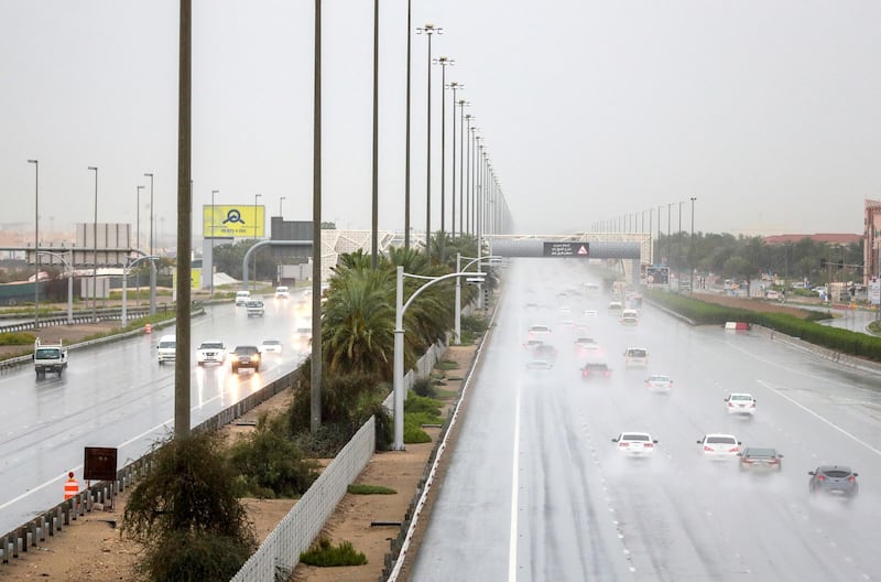 Abu Dhabi, United Arab Emirates, March 28, 2019.  ---  AUH weather.   E10 Road infront of  Al Raha Mall.
Victor Besa/The National
Section:  NA
Reporter: