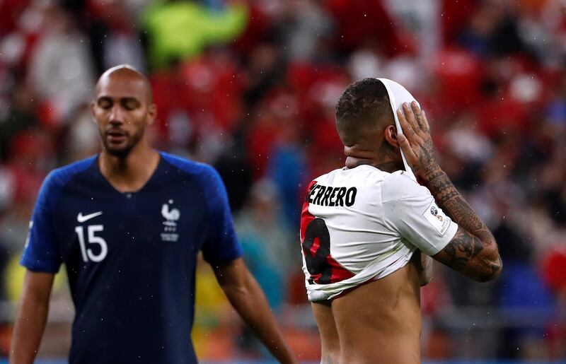 Peru's Paolo Guerrero looks dejected. Damir Sagolj / Reuters