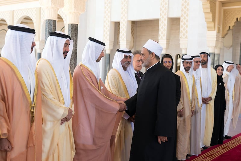 ABU DHABI, UNITED ARAB EMIRATES - February 05, 2019: Day three of the UAE Papal visit - HH Sheikh Khaled bin Zayed Al Nahyan, Chairman of the Board of Zayed Higher Organization for Humanitarian Care and Special Needs (ZHO) (3rd L), bids farewell to His Eminence Dr Ahmad Al Tayyeb, Grand Imam of the Al Azhar Al Sharif (R), at the Presidential Airport. 


( Rashed Al Mansoori / Ministry of Presidential Affairs )
---