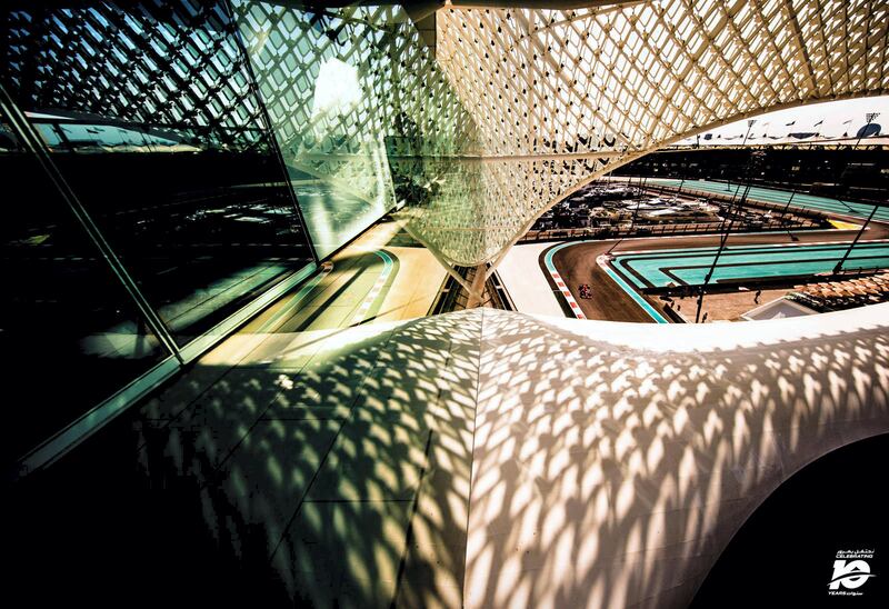 For one of the 2017 Abu Dhabi Grand Prix practice sessions I secured access to a balcony I’d not previously shot from. The resulting capture you see here is one of my favourites of the year.