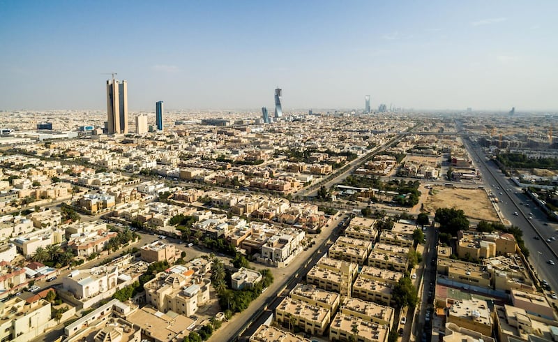 Residential housing and skyscrapers stand on the city skyline in Riyadh, Saudi Arabia, on Saturday, Jan. 9, 2016. Saudi Arabian stocks led Gulf Arab markets lower after oil extended its slump from the lowest close since 2004. Photographer: Waseem Obaidi/Bloomberg