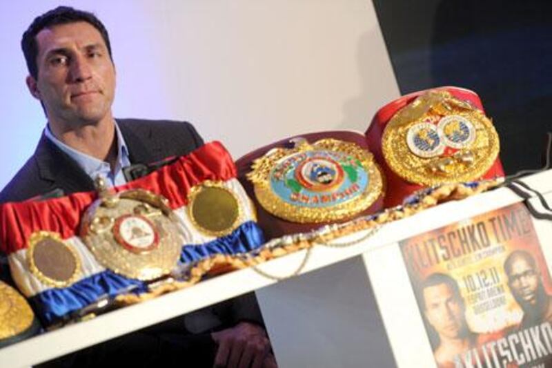 Wladimir Klitschko has undergone surgery to have a kidney stone removed.