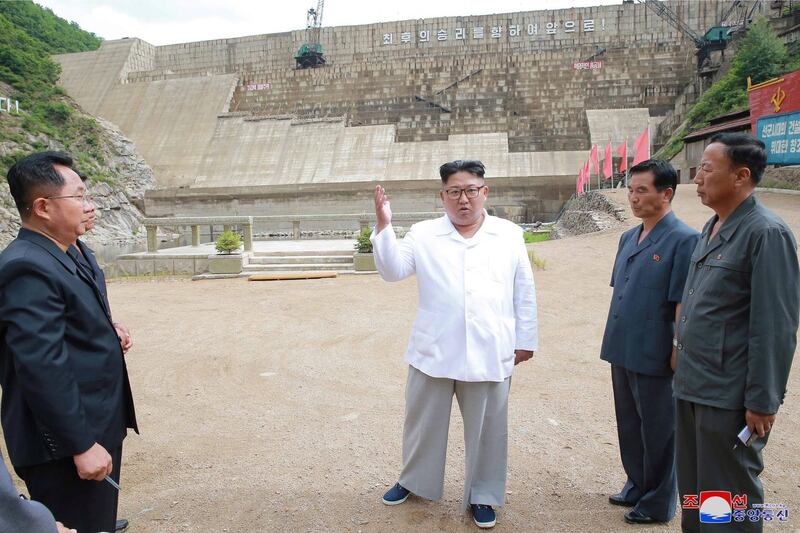 North Korean leader Kim Jong Un gives field guidance during his visit to the under construction Orangchon Power Station in this undated photo released by North Korea's Korean Central News Agency (KCNA) in Pyongyang July 17, 2018. KCNA via REUTERS     ATTENTION EDITORS - THIS PICTURE WAS PROVIDED BY A THIRD PARTY. REUTERS IS UNABLE TO INDEPENDENTLY VERIFY THE AUTHENTICITY, CONTENT, LOCATION OR DATE OF THIS IMAGE. NO THIRD PARTY SALES. SOUTH KOREA OUT.